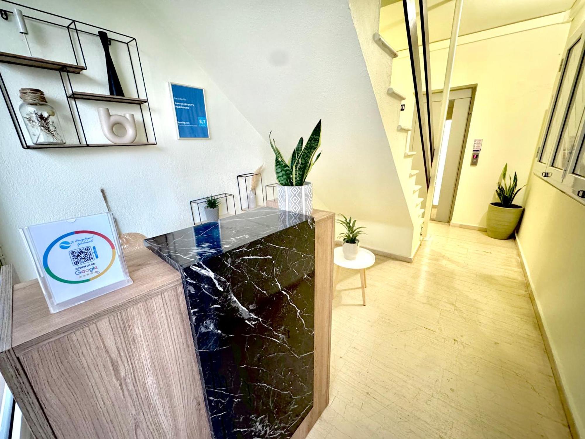 George Airport Apartments Ираклио Екстериор снимка