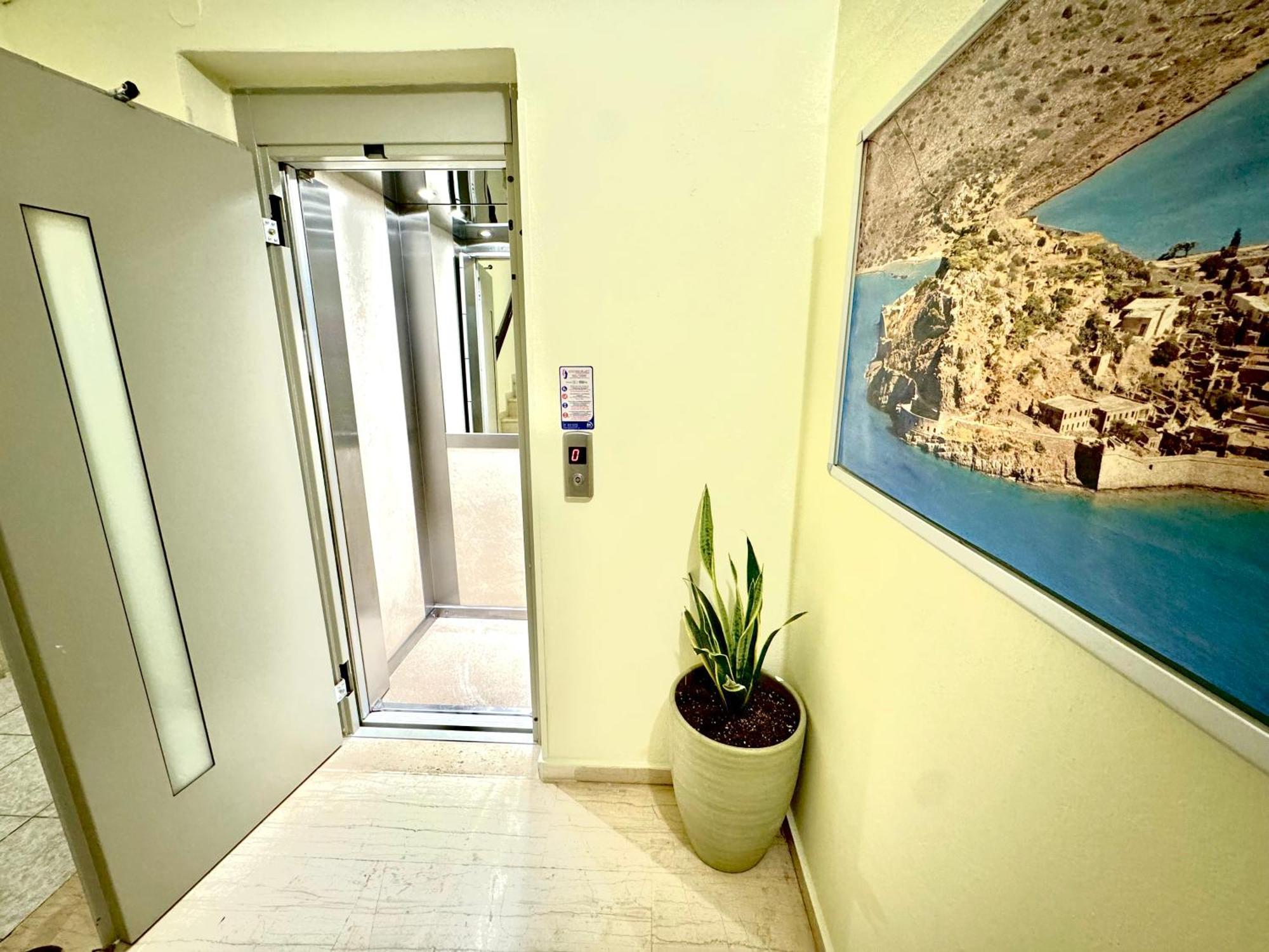George Airport Apartments Ираклио Екстериор снимка
