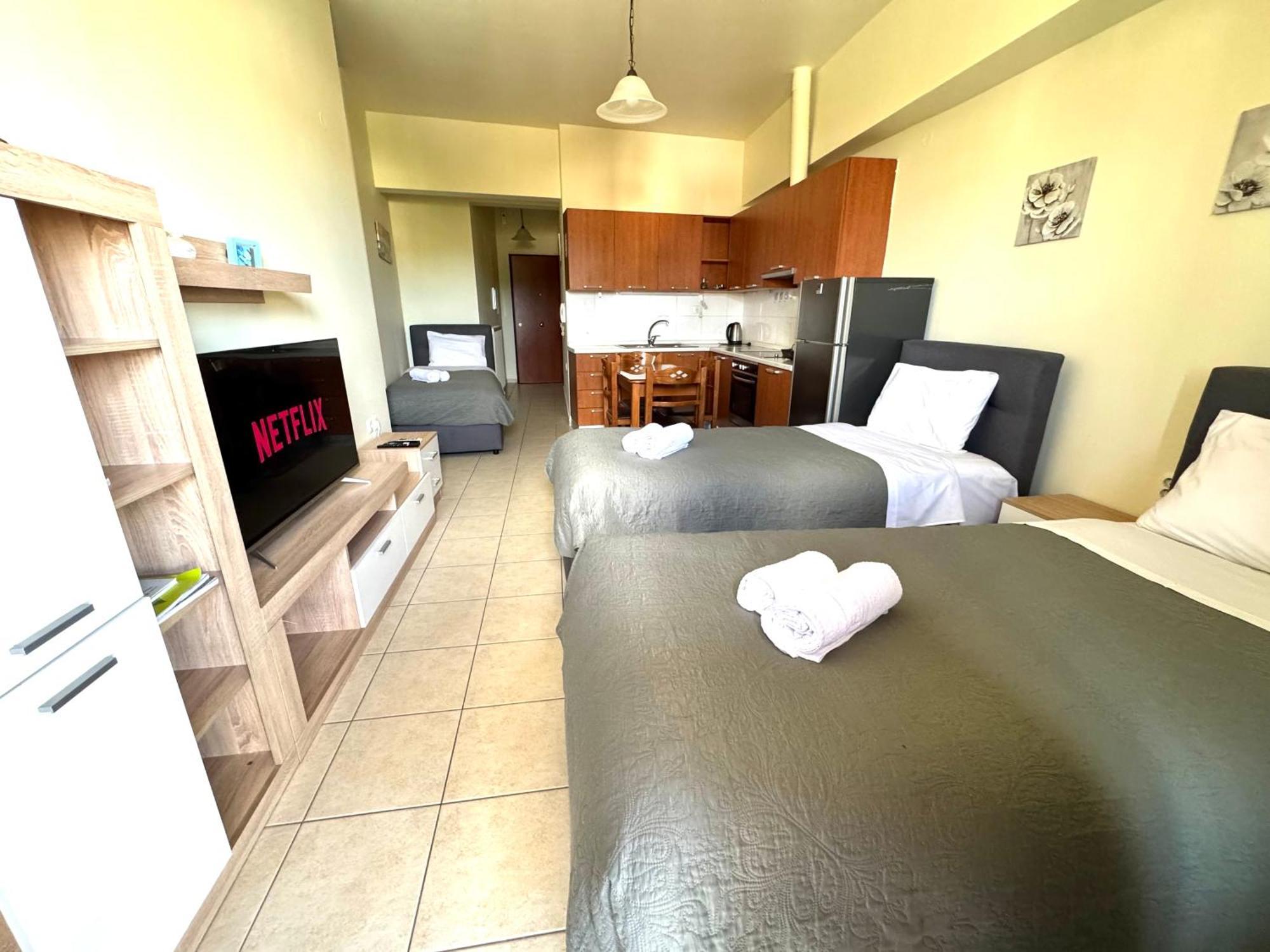 George Airport Apartments Ираклио Екстериор снимка